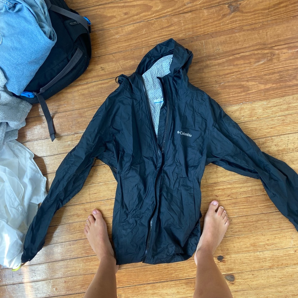 Columbia xs rain jacket